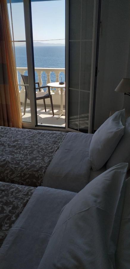 Marisini Sea View Aparthotel Batsíon Exterior photo