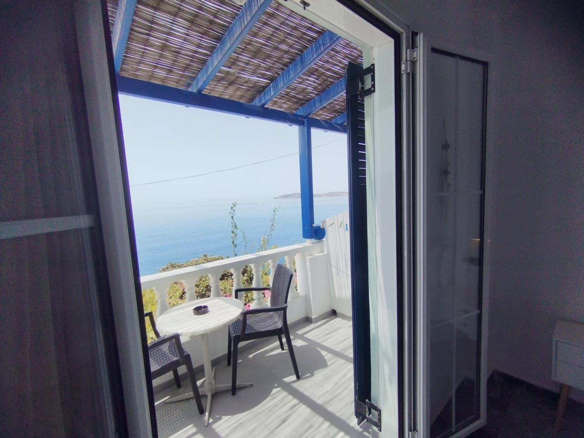 Marisini Sea View Aparthotel Batsíon Exterior photo